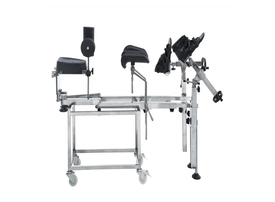 YGG02 Orthopaedicarum Tractio ferro