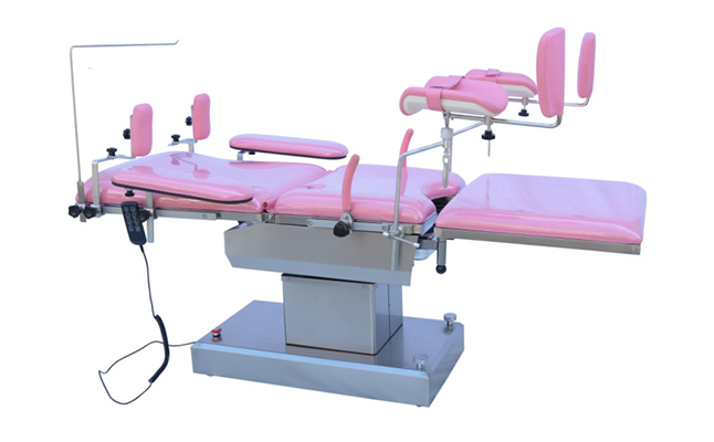 Partus series in lectulo